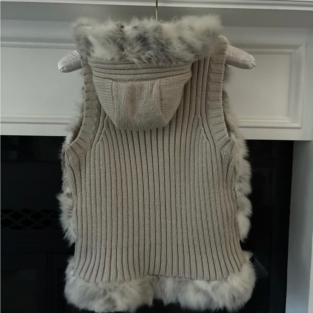 Jessica Simpson Faux Fur Sweater Hooded Vest - Small (S) - Picture 3 of 5